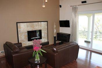 Farview Mountain Resort Villas Ooty Exterior photo