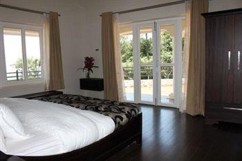 Farview Mountain Resort Villas Ooty Exterior photo